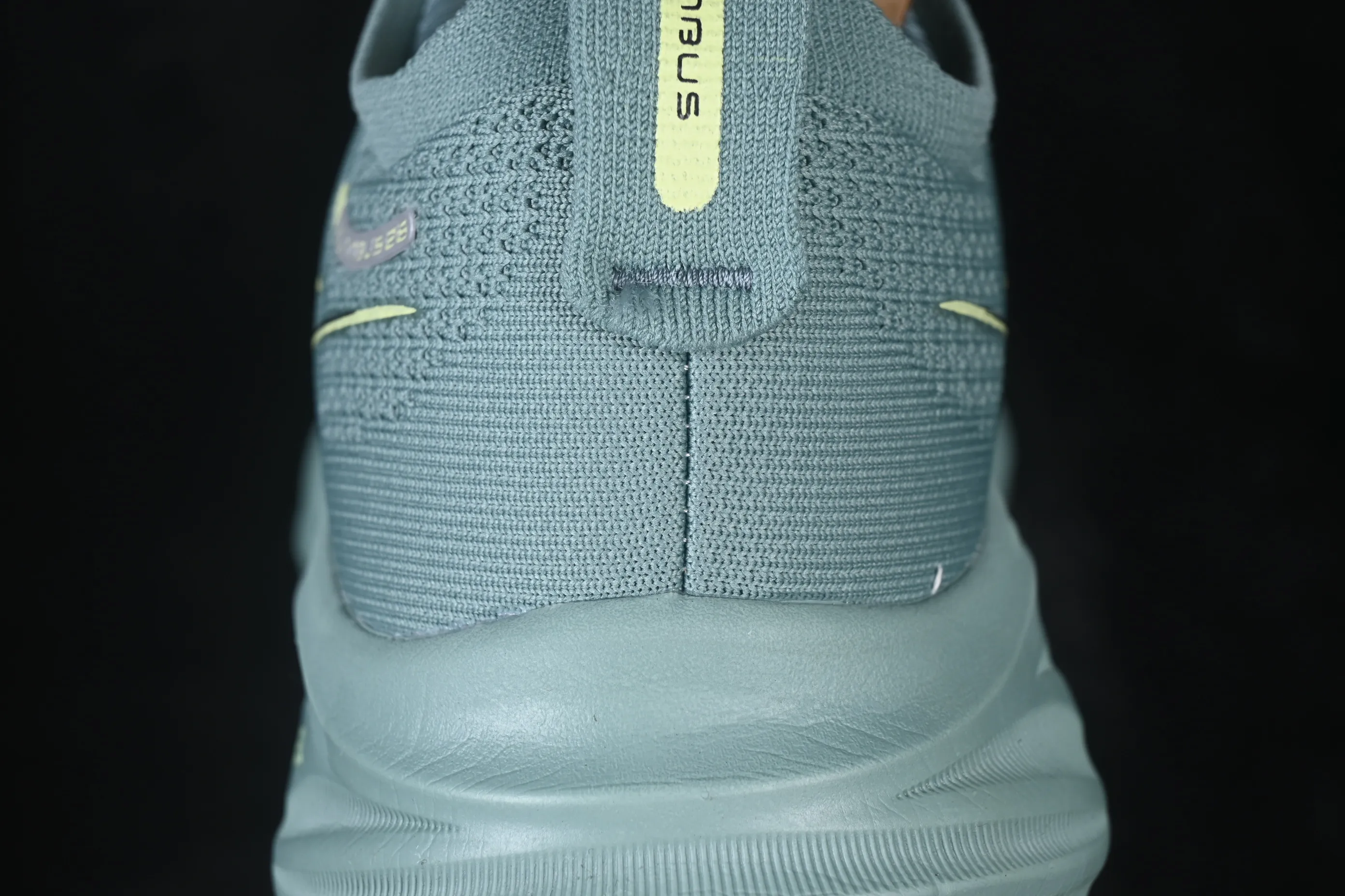 All Categories Asics Asics Series Asics Gel-Nimbus 26 1011B794-300